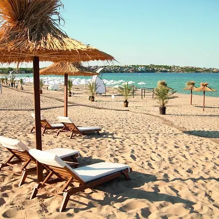 100 Sunny Beach